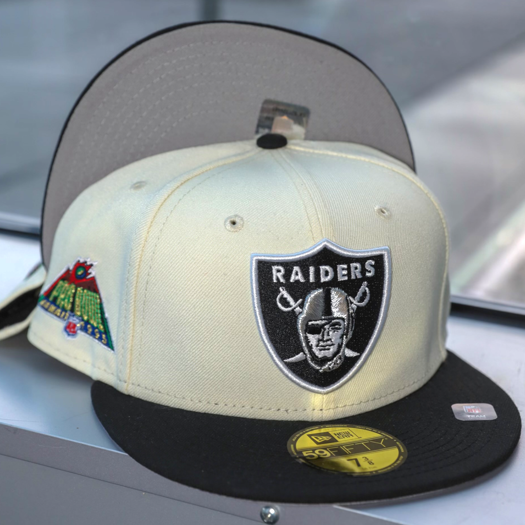 Las Vegas Raiders New Era Chrome White/Olive Bill With Toasted