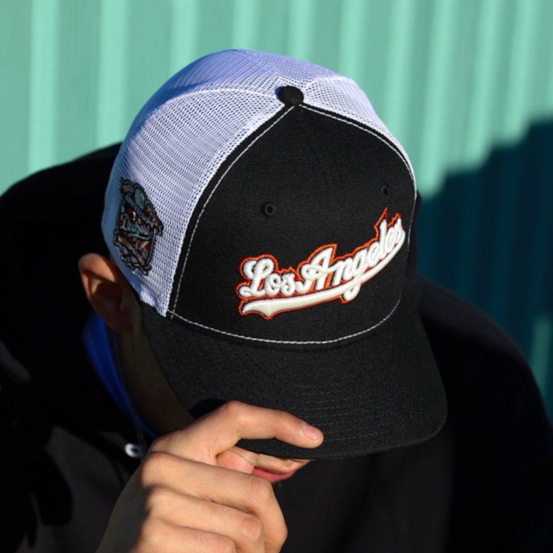 Dodgers fitted hot sale trucker hat