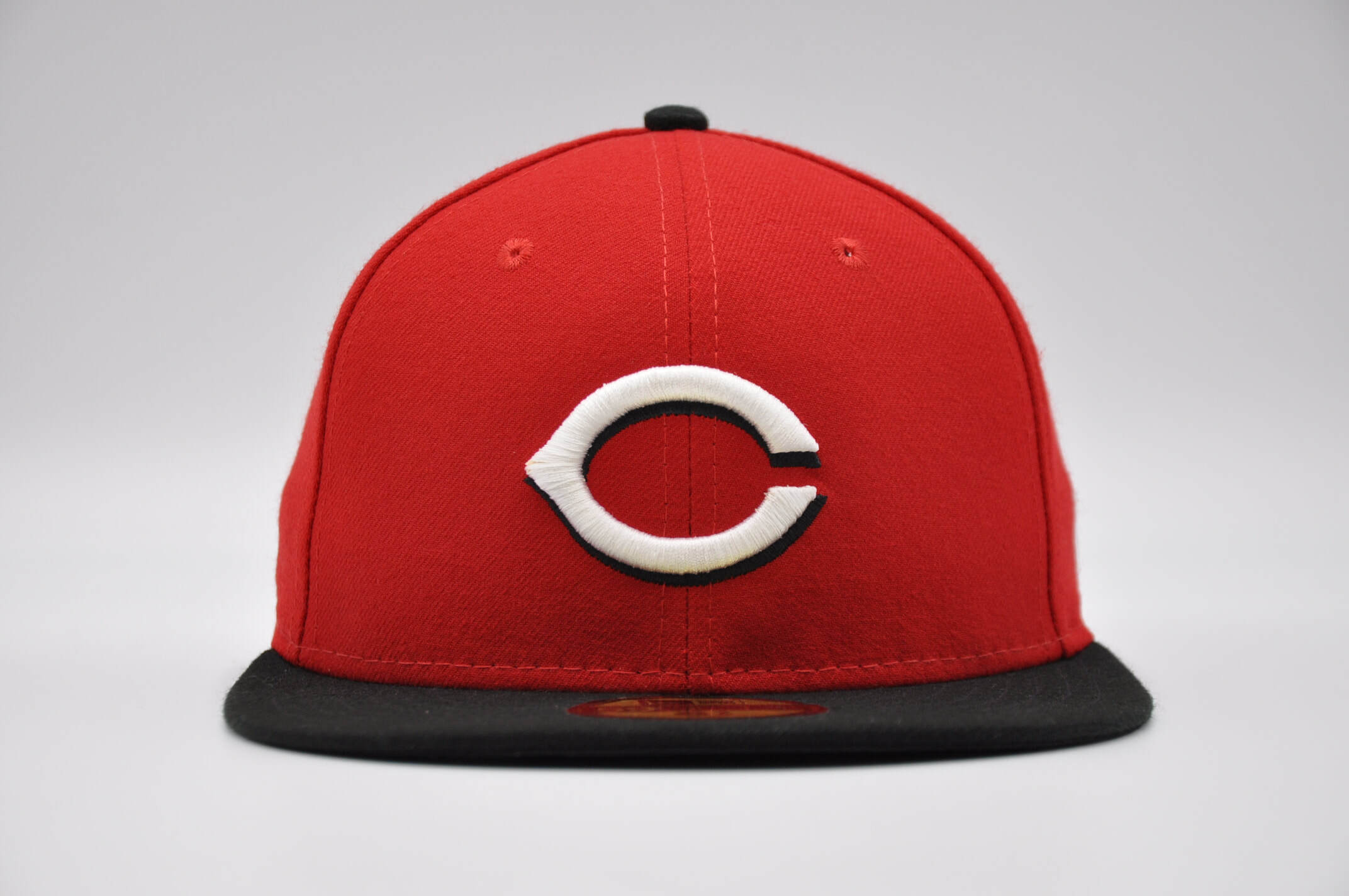 New Era Cincinnati Reds Authentic Collection 59FIFTY Hat - Black