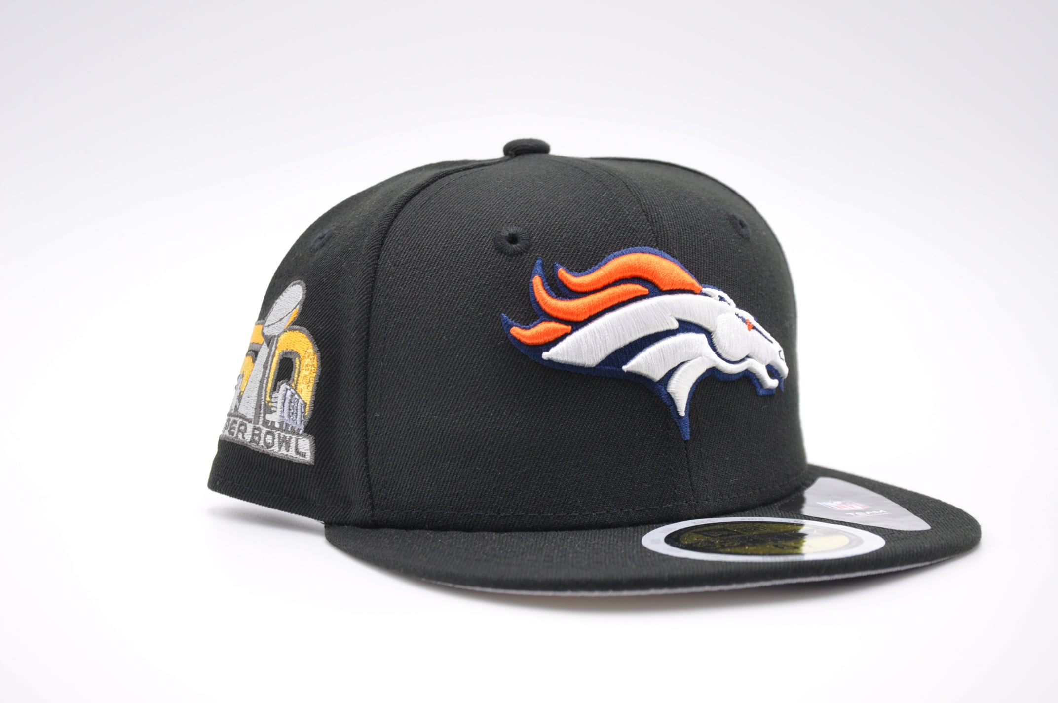 New Era Broncos Hat, - Good Condition!, - Tagged