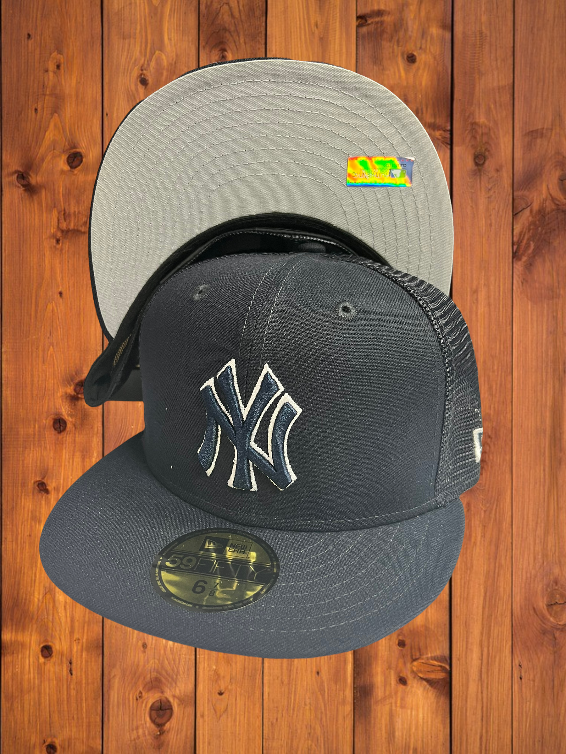 New York Yankees New Era All Black/Gray Under Visor 2022 Batting